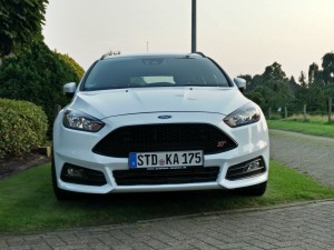 Ford Focus ST mit Haifischmaul